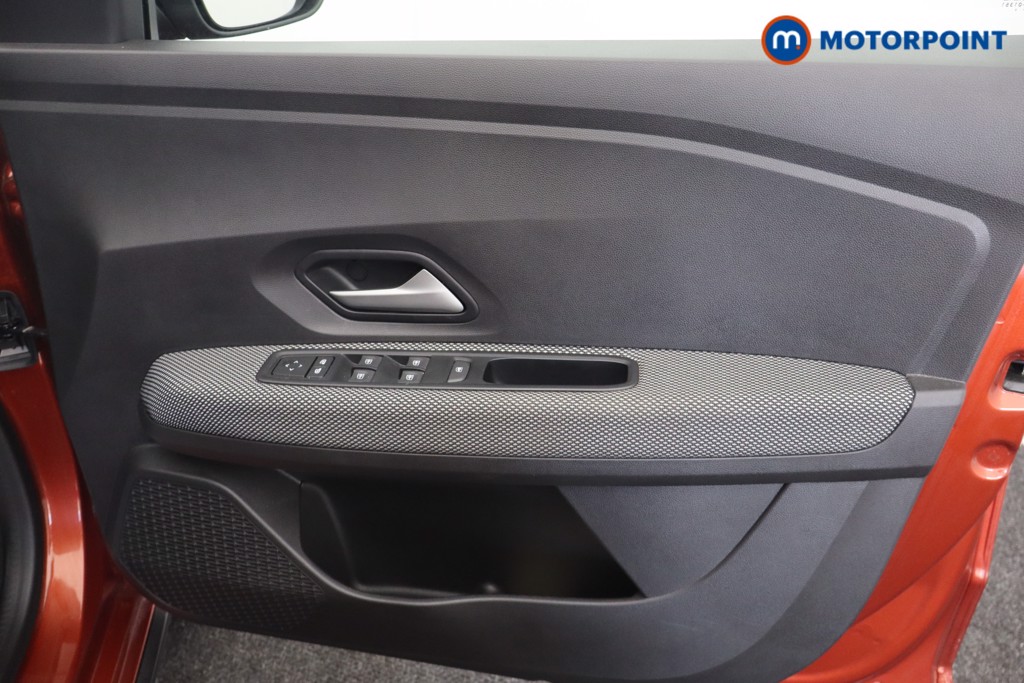 Dacia Jogger Expression Automatic Petrol-Electric Hybrid People Carrier - Stock Number (1574105) - 17th supplementary image
