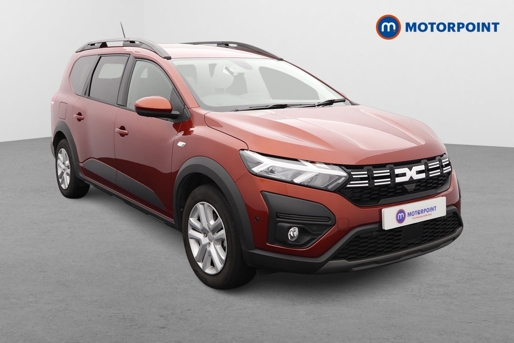 Dacia Jogger Expression Automatic Petrol-Electric Hybrid People Carrier - Stock Number (1574105) - Drivers side front corner