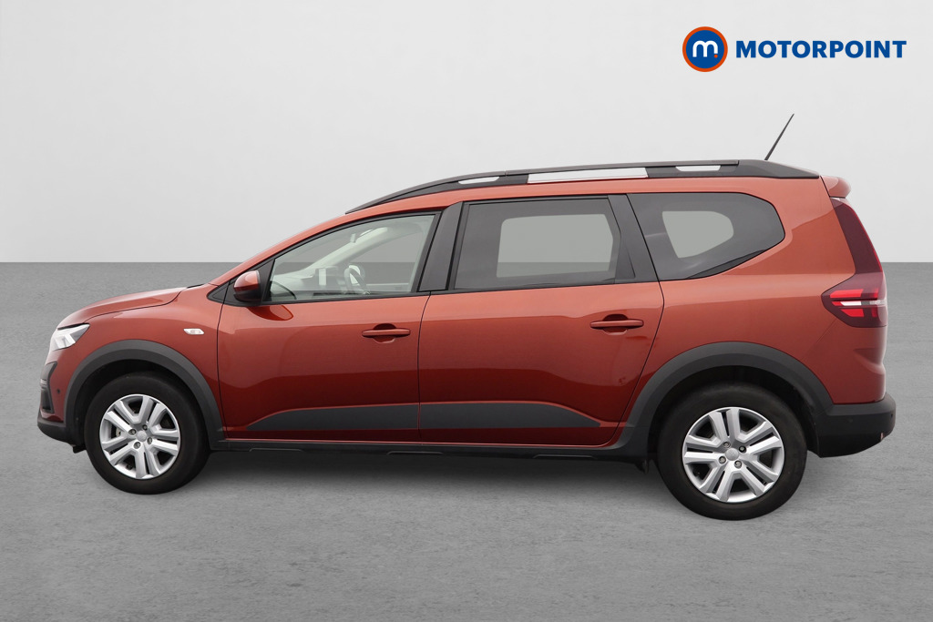 Dacia Jogger Expression Automatic Petrol-Electric Hybrid People Carrier - Stock Number (1574105) - Passenger side