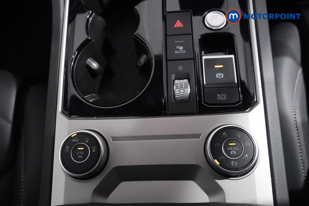 Volkswagen Touareg Black Edition Automatic Petrol SUV - Stock Number (1574369) - 4th supplementary image