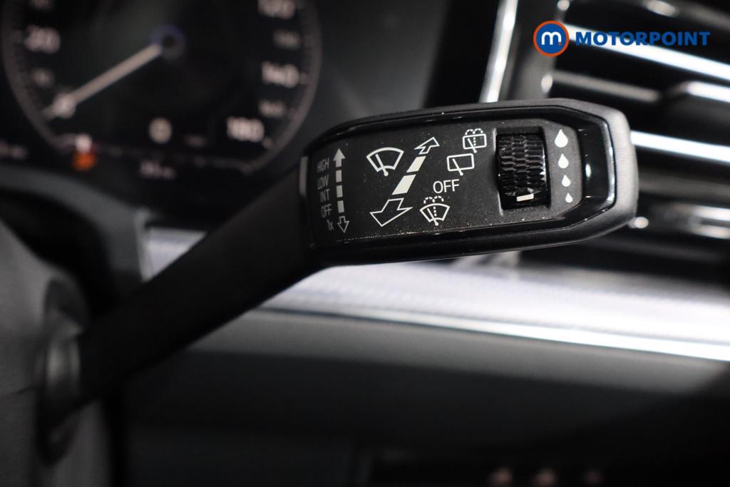 Volkswagen Touareg Black Edition Automatic Petrol SUV - Stock Number (1574369) - 11th supplementary image