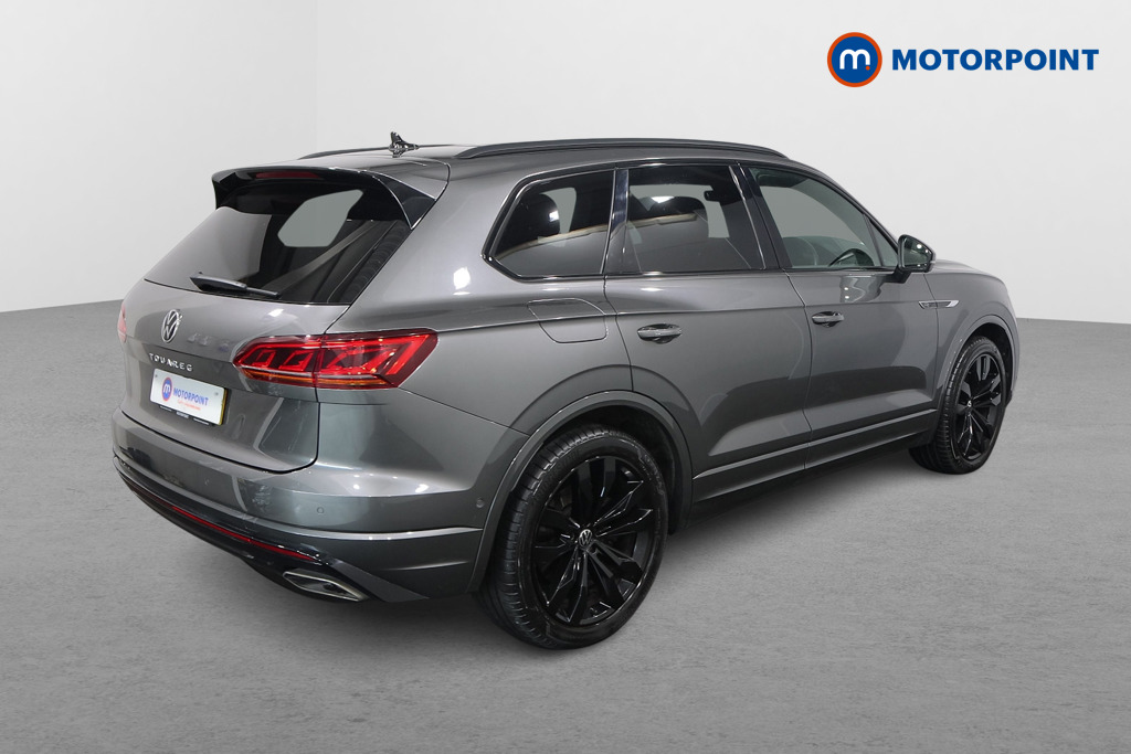 Volkswagen Touareg Black Edition Automatic Petrol SUV - Stock Number (1574369) - Drivers side rear corner
