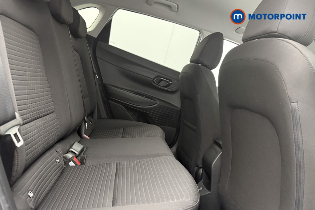 Hyundai I20 Premium Manual Petrol Hatchback - Stock Number (1574568) - 9th supplementary image