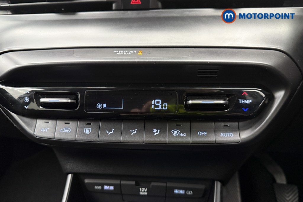 Hyundai I20 Premium Manual Petrol Hatchback - Stock Number (1574568) - 16th supplementary image