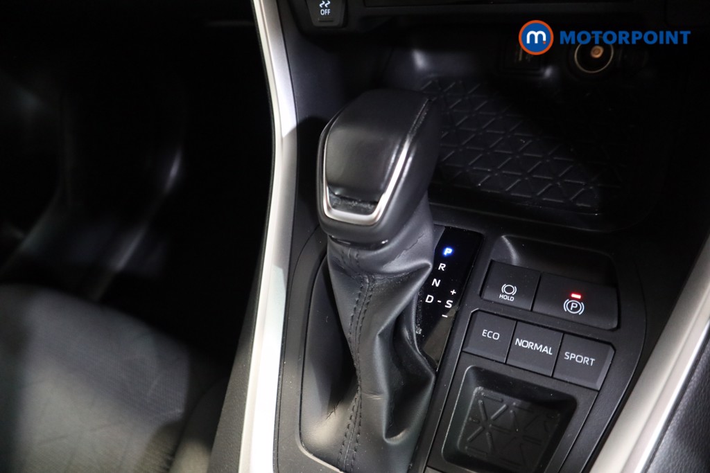 Toyota Rav4 Design Automatic Petrol-Electric Hybrid SUV - Stock Number (1575035) - 8th supplementary image