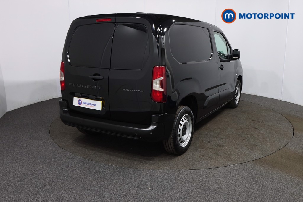 Peugeot Partner Professional Manual Diesel Panel Van - Stock Number (1575092) - Drivers side rear corner