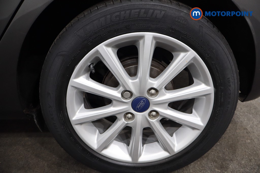 Ford Fiesta Titanium Manual Petrol Hatchback - Stock Number (1575110) - 12th supplementary image
