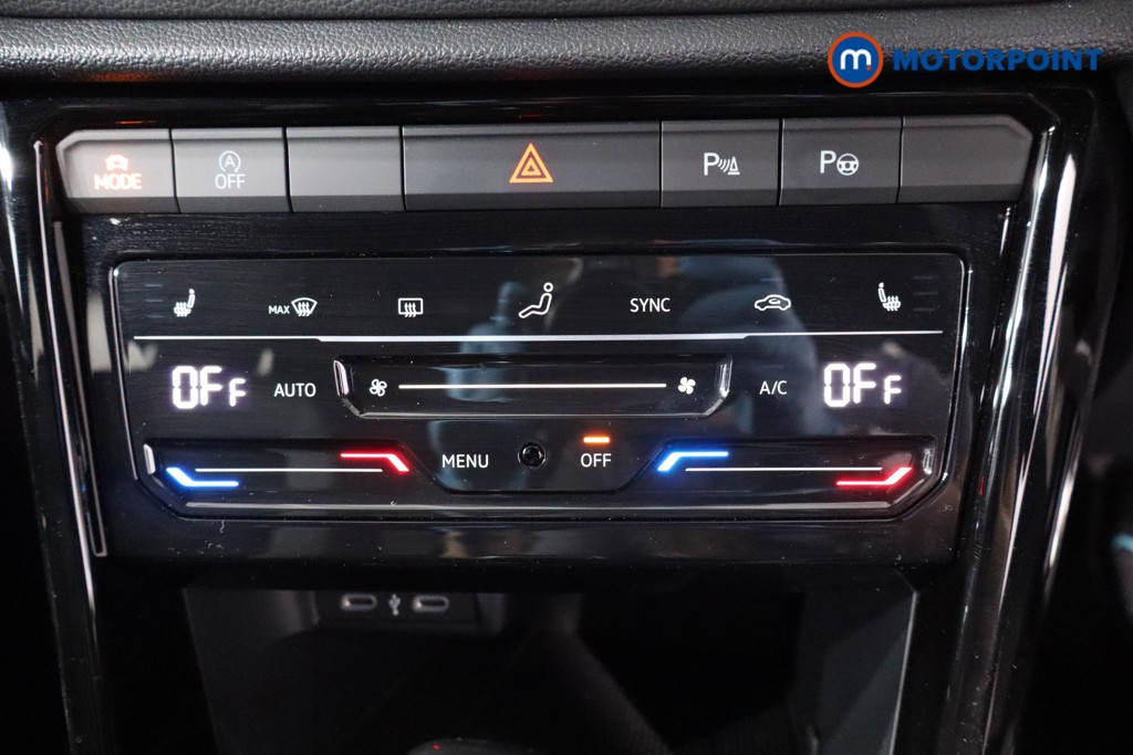 Volkswagen T-Roc R-Line Automatic Petrol SUV - Stock Number (1575459) - 17th supplementary image