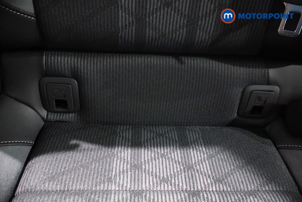 Volkswagen T-Roc R-Line Automatic Petrol SUV - Stock Number (1575459) - 27th supplementary image
