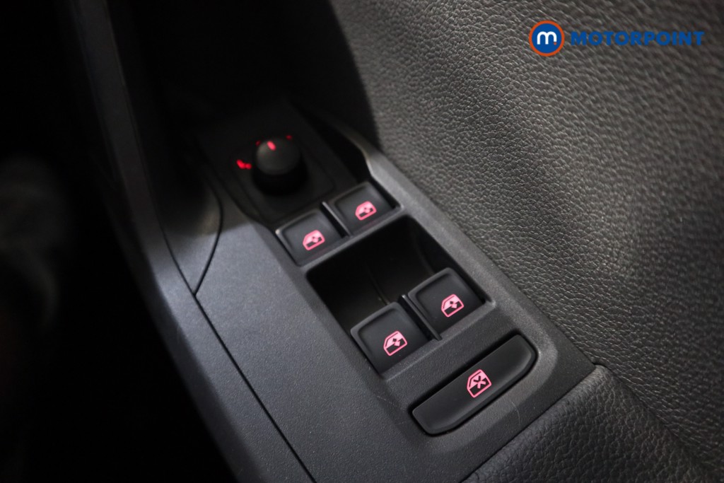 Seat Arona SE Manual Petrol SUV - Stock Number (1553157) - 6th supplementary image