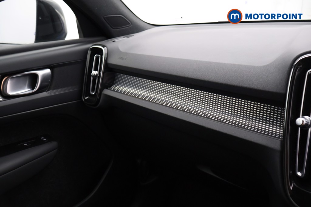Volvo Xc40 R Design Manual Petrol SUV - Stock Number (1555029) - 8th supplementary image