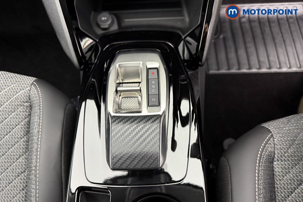 Peugeot 208 Allure Automatic Petrol-Electric Hybrid Hatchback - Stock Number (1559314) - 9th supplementary image