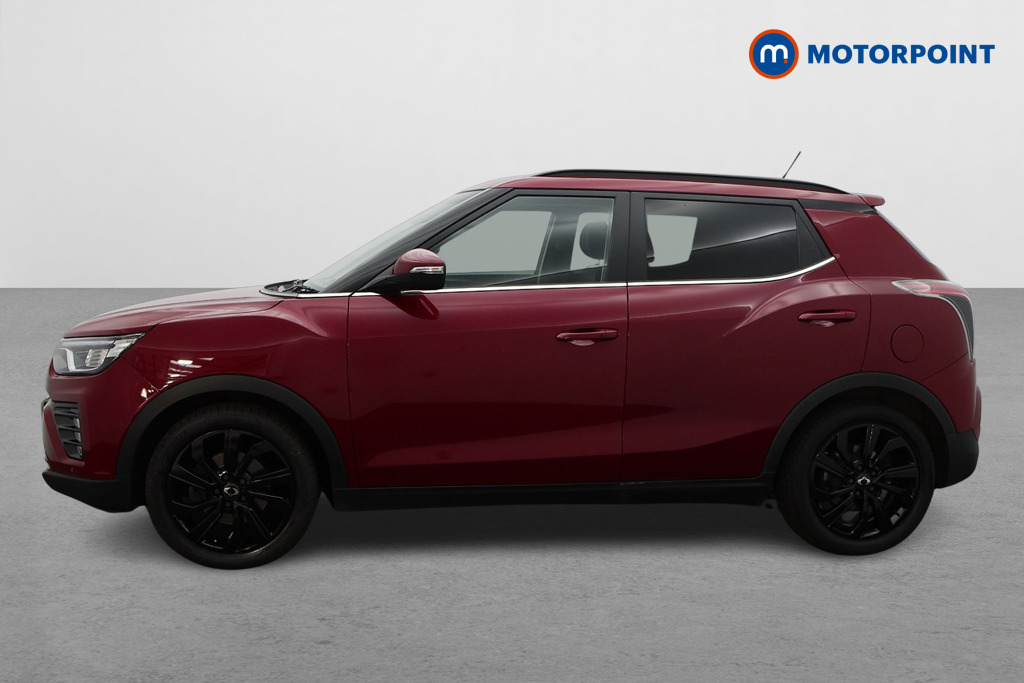 Ssangyong Tivoli Ultimate Automatic Petrol SUV - Stock Number (1561698) - Passenger side