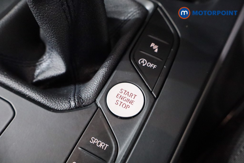 BMW 1 Series SE Manual Petrol Hatchback - Stock Number (1561702) - 13th supplementary image