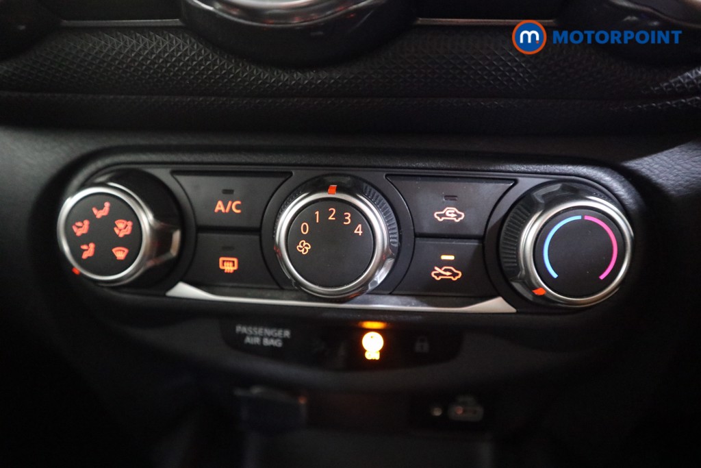 Nissan Juke Acenta Manual Petrol SUV - Stock Number (1563468) - 8th supplementary image