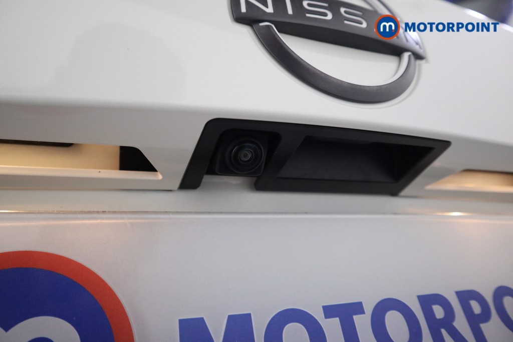 Nissan Juke Acenta Manual Petrol SUV - Stock Number (1563468) - 17th supplementary image