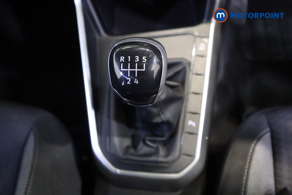 Volkswagen Polo Life Manual Petrol Hatchback - Stock Number (1563927) - 5th supplementary image