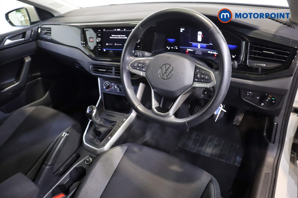 Volkswagen Polo Life Manual Petrol Hatchback - Stock Number (1563927) - 1st supplementary image