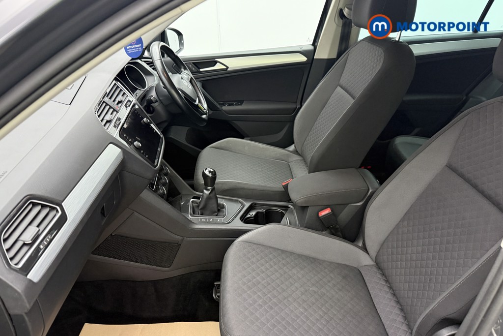 Volkswagen Tiguan Match Manual Diesel SUV - Stock Number (1565037) - 1st supplementary image