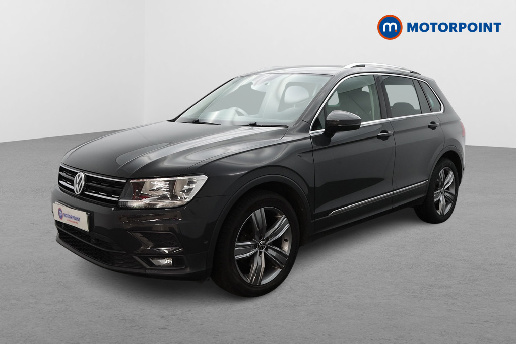 Volkswagen Tiguan Match Manual Diesel SUV - Stock Number (1565037) - Passenger side front corner