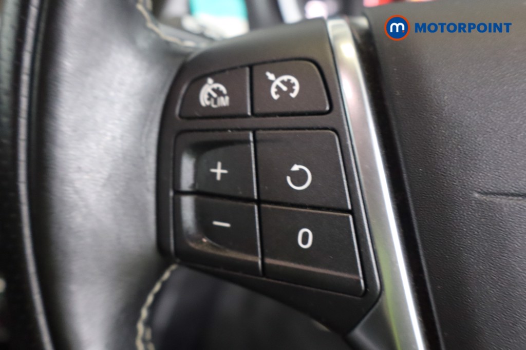 Volvo V40 R Design Nav Plus Manual Diesel Hatchback - Stock Number (1565300) - 14th supplementary image
