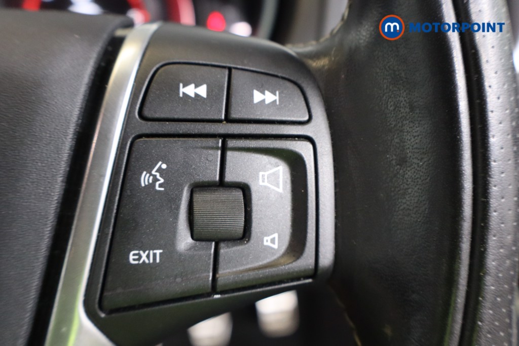 Volvo V40 R Design Nav Plus Manual Diesel Hatchback - Stock Number (1565300) - 15th supplementary image