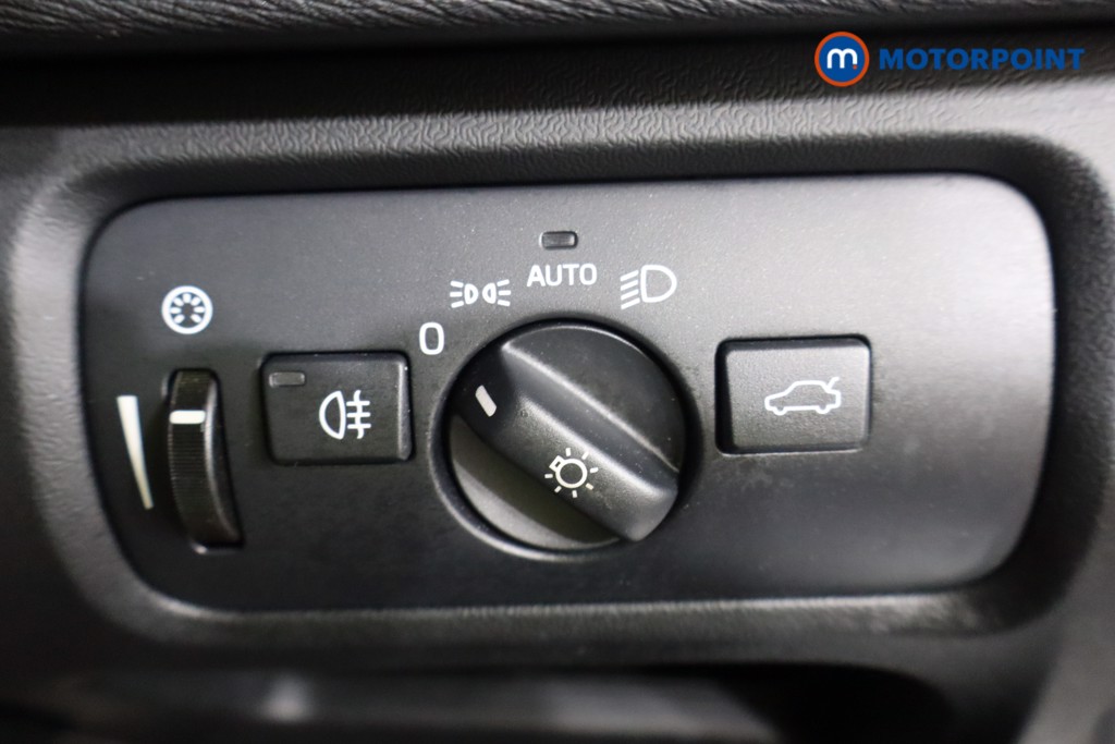 Volvo V40 R Design Nav Plus Manual Diesel Hatchback - Stock Number (1565300) - 18th supplementary image