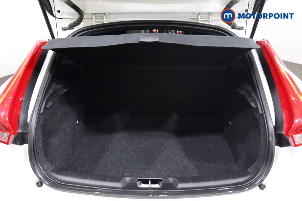 Volvo V40 R Design Nav Plus Manual Diesel Hatchback - Stock Number (1565300) - 24th supplementary image