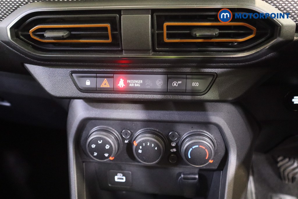 Dacia Sandero Stepway Comfort Manual Petrol Hatchback - Stock Number (1565732) - 21st supplementary image