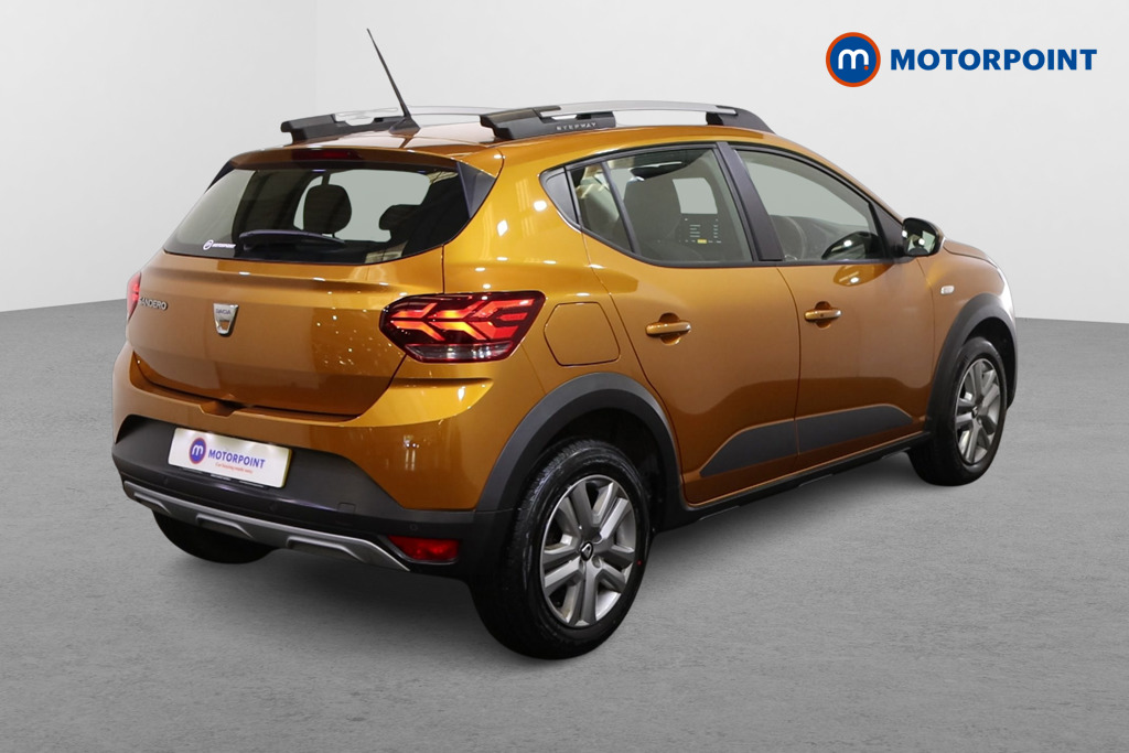 Dacia Sandero Stepway Comfort Manual Petrol Hatchback - Stock Number (1565732) - Drivers side rear corner