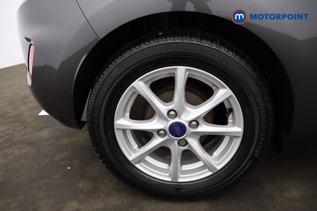 Ford Fiesta Zetec Manual Petrol Hatchback - Stock Number (1566387) - 12th supplementary image