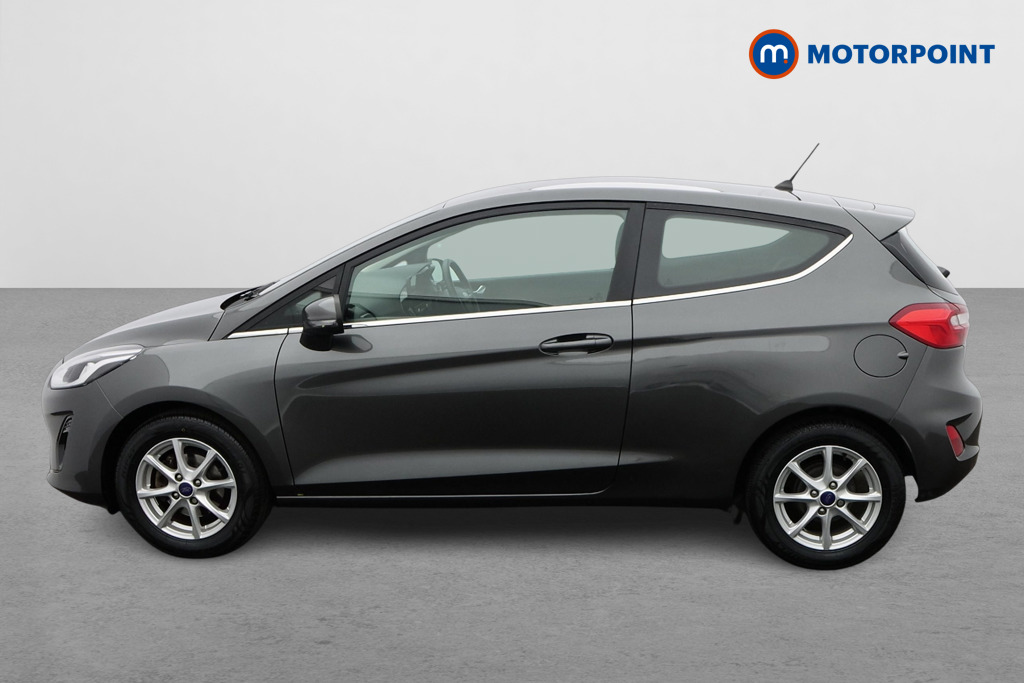 Ford Fiesta Zetec Manual Petrol Hatchback - Stock Number (1566387) - Passenger side