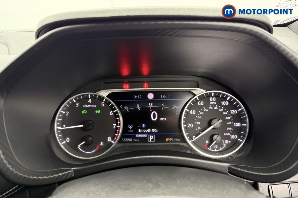 Nissan Juke N-Connecta Automatic Petrol SUV - Stock Number (1566903) - 4th supplementary image