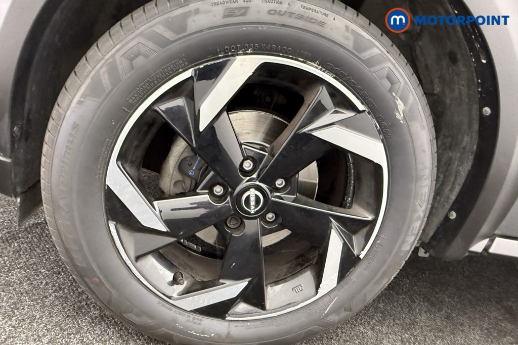 Nissan Juke N-Connecta Automatic Petrol SUV - Stock Number (1566903) - 28th supplementary image