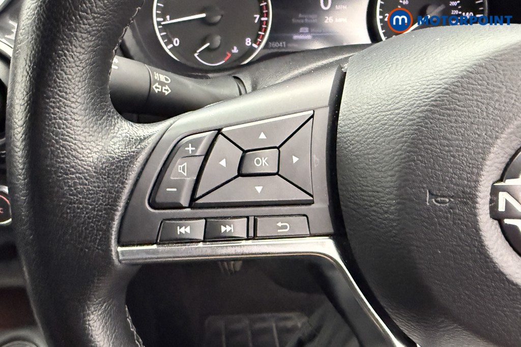 Nissan Juke N-Connecta Manual Petrol SUV - Stock Number (1566964) - 14th supplementary image