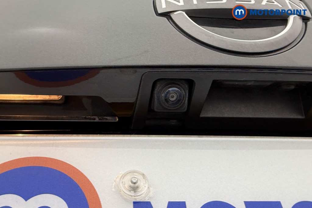 Nissan Juke N-Connecta Manual Petrol SUV - Stock Number (1566964) - 21st supplementary image