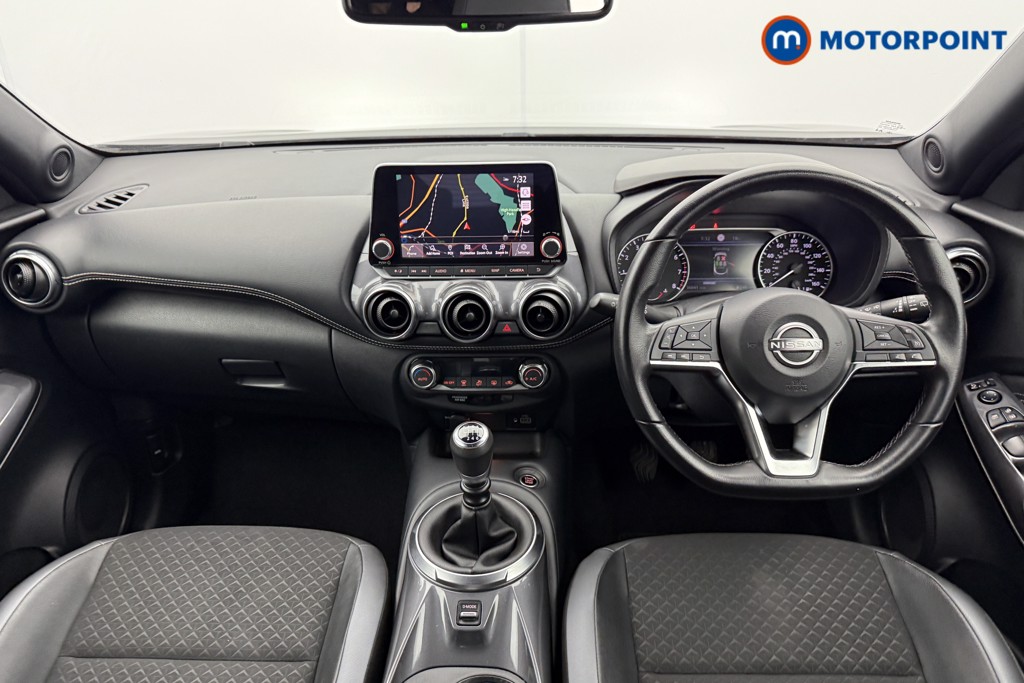 Nissan Juke N-Connecta Manual Petrol SUV - Stock Number (1566964) - 1st supplementary image