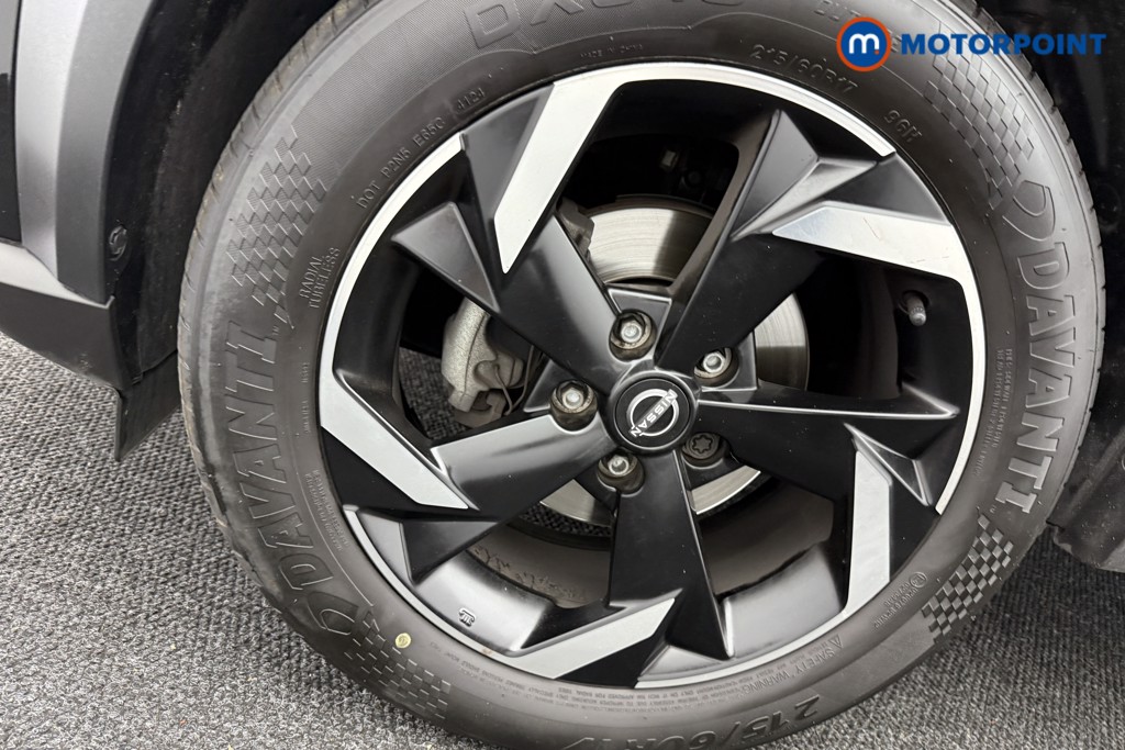 Nissan Juke N-Connecta Manual Petrol SUV - Stock Number (1566967) - 27th supplementary image