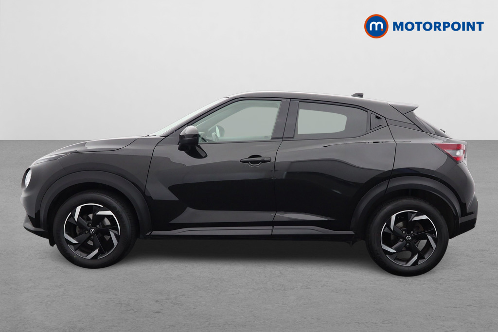 Nissan Juke N-Connecta Manual Petrol SUV - Stock Number (1566967) - Passenger side