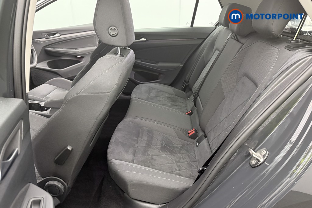 Volkswagen Golf Style Manual Petrol Hatchback - Stock Number (1566990) - 7th supplementary image