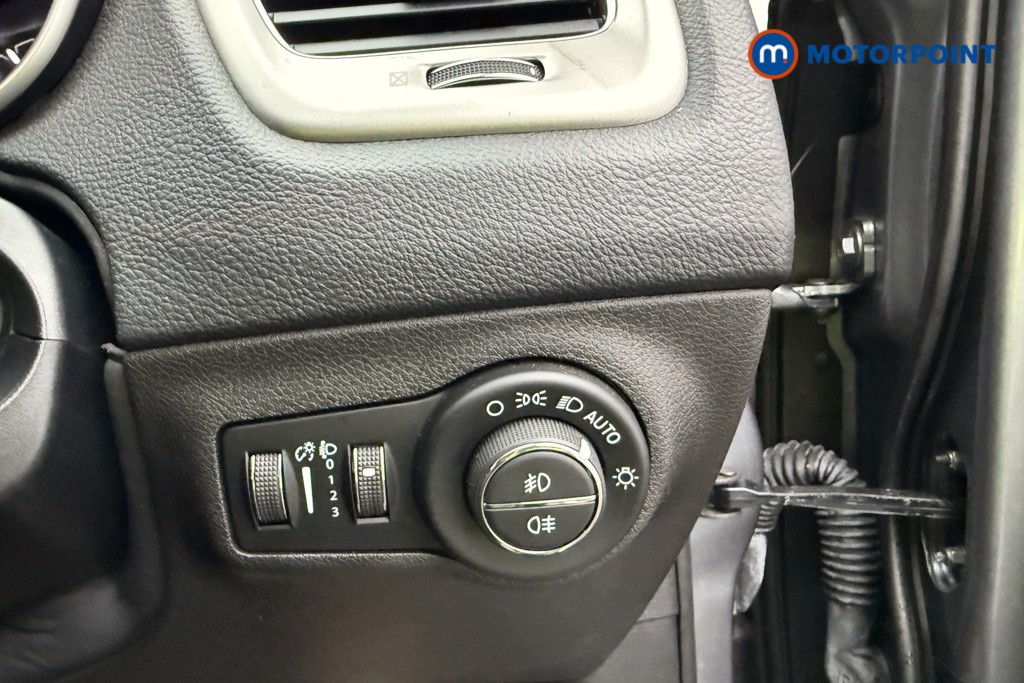 Jeep Compass Longitude Manual Petrol SUV - Stock Number (1567488) - 21st supplementary image