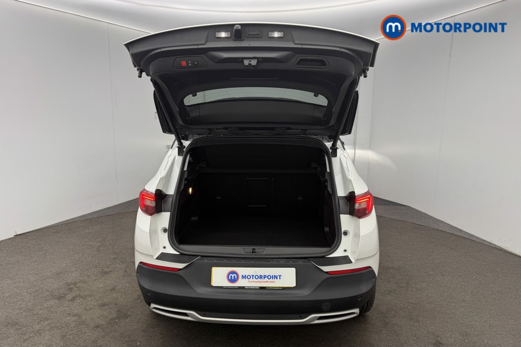 Vauxhall Grandland X Ultimate Nav Automatic Petrol Plug-In Hybrid SUV - Stock Number (1567769) - 9th supplementary image