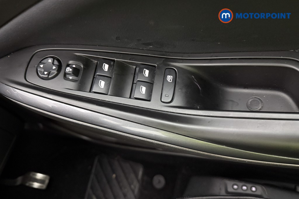 Vauxhall Grandland X Ultimate Nav Automatic Petrol Plug-In Hybrid SUV - Stock Number (1567769) - 13th supplementary image