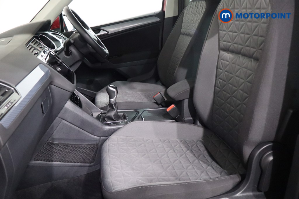 Volkswagen Tiguan Life Manual Petrol SUV - Stock Number (1567857) - 4th supplementary image