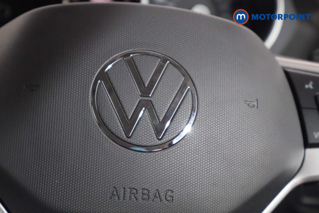 Volkswagen Tiguan Life Manual Petrol SUV - Stock Number (1567857) - 15th supplementary image
