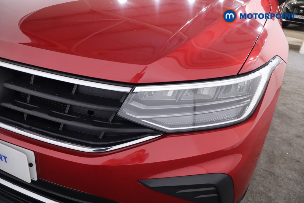 Volkswagen Tiguan Life Manual Petrol SUV - Stock Number (1567857) - 29th supplementary image