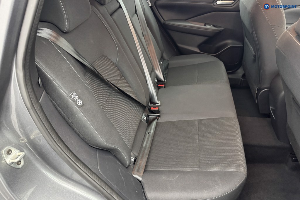 Nissan Qashqai Acenta Premium Automatic Petrol SUV - Stock Number (1568453) - 4th supplementary image