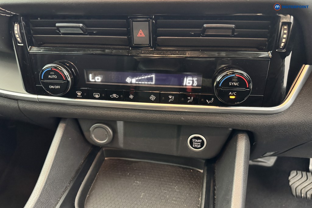 Nissan Qashqai Acenta Premium Automatic Petrol SUV - Stock Number (1568453) - 17th supplementary image