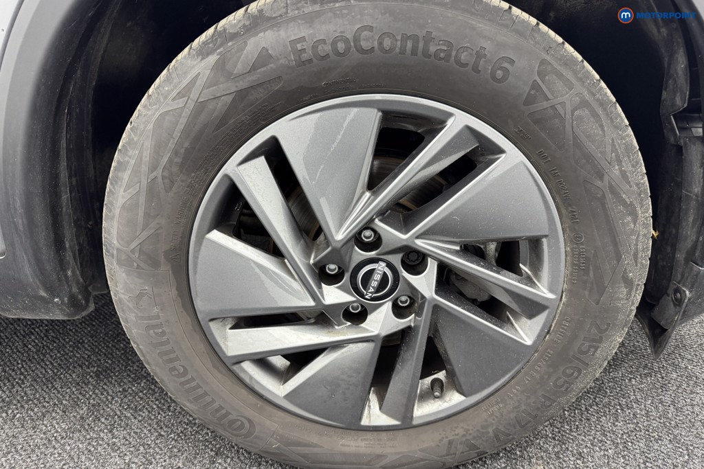 Nissan Qashqai Acenta Premium Automatic Petrol SUV - Stock Number (1568453) - 35th supplementary image