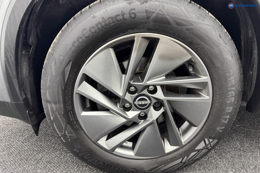 Nissan Qashqai Acenta Premium Automatic Petrol SUV - Stock Number (1568453) - 36th supplementary image